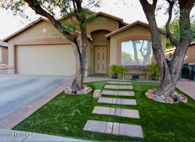 4590 S Paseo Rio Bravo, Tucson, AZ 85714