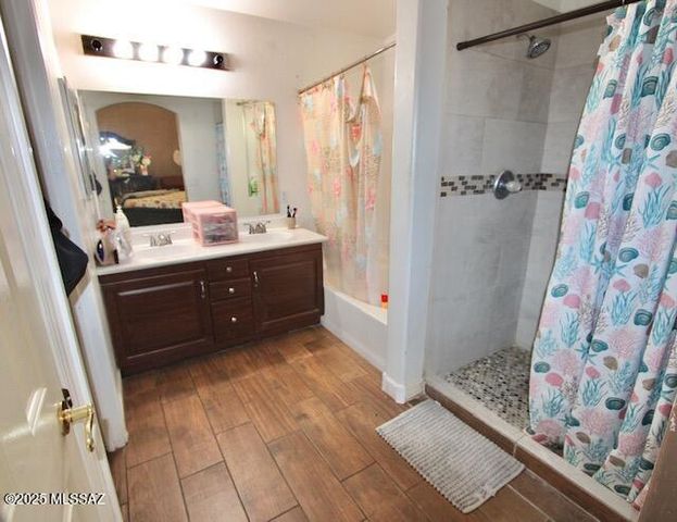 4590 S Paseo Rio Bravo, Tucson, AZ 85714