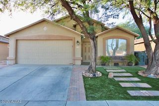 4590 S Paseo Rio Bravo, Tucson, AZ 85714