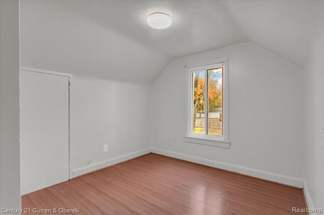 5580 S Merriman Road, Wayne, MI 48184