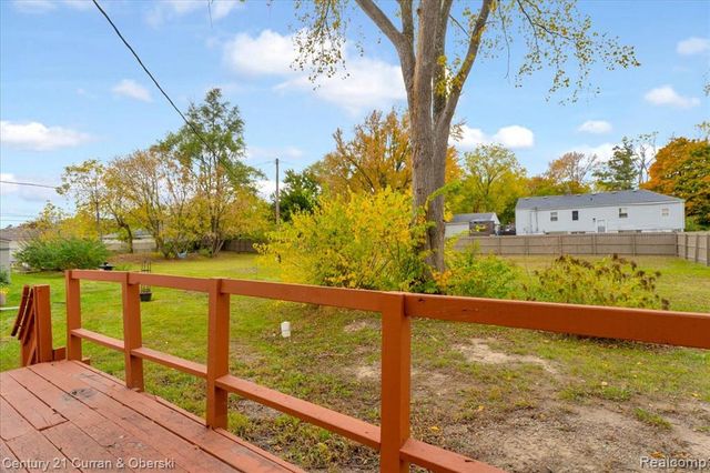 5580 S Merriman Road, Wayne, MI 48184