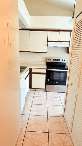 3104 LANDSEND COURT, Kissimmee, FL 34743