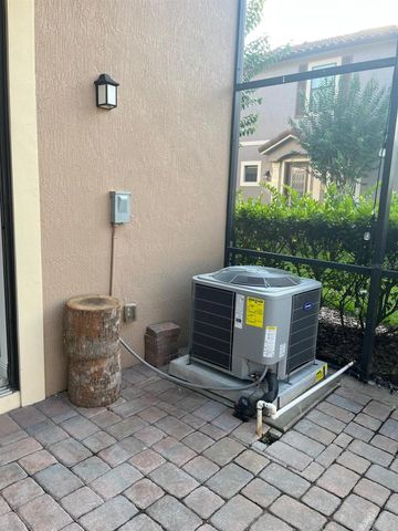 8064 PRESTBURY DRIVE, Orlando, FL 32832