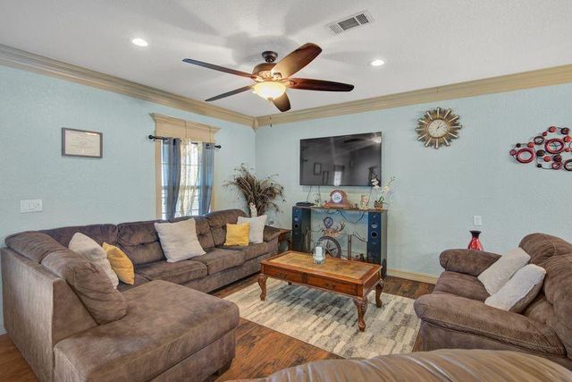 181 County Road 472, Sweeny, TX 77480