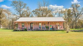 181 County Road 472, Sweeny, TX 77480