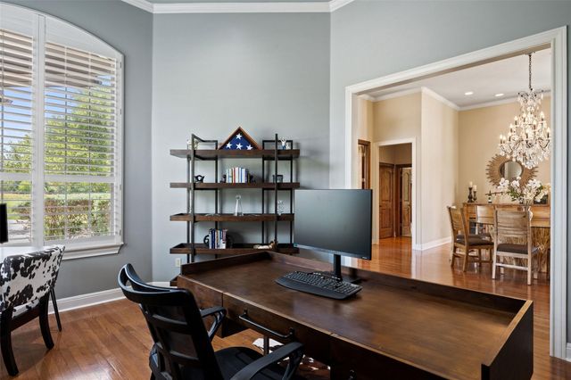 208 Hacienda PL, Dripping Springs, TX 78620