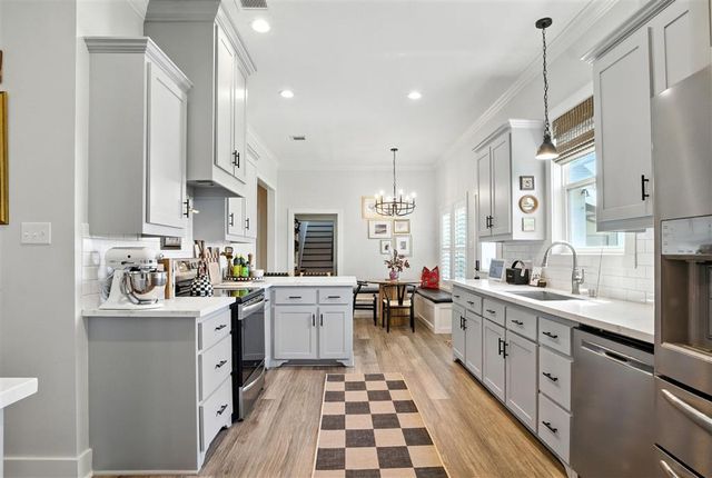 7741 Gossett Road, Lake Charles, LA 70605