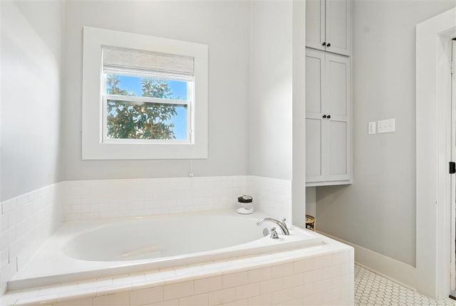 7741 Gossett Road, Lake Charles, LA 70605