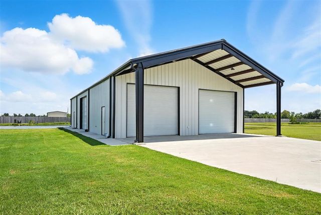 7741 Gossett Road, Lake Charles, LA 70605