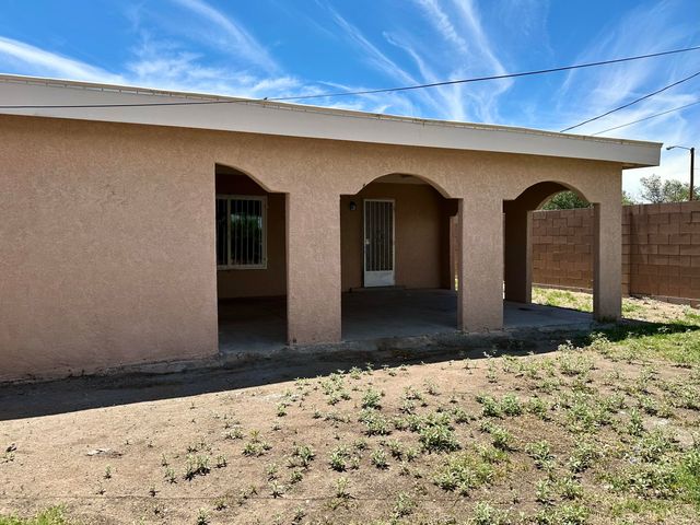 1427 Vito Romero Road SW, Albuquerque, NM 87105