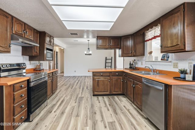 2425 Calle De Santiago, Mesilla, NM 88046