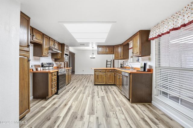 2425 Calle De Santiago, Mesilla, NM 88046