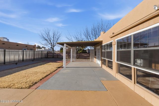 2425 Calle De Santiago, Mesilla, NM 88046