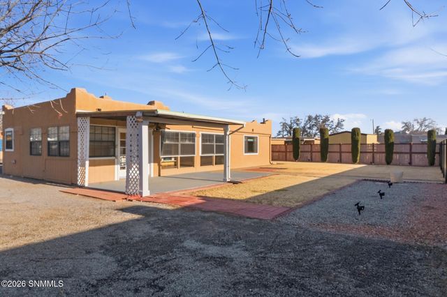 2425 Calle De Santiago, Mesilla, NM 88046