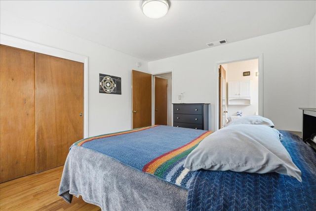 1437 W Elm St, Lodi, CA 95242