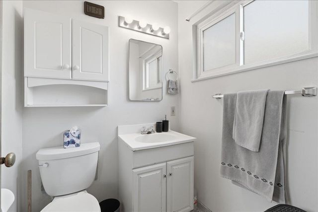 1437 W Elm St, Lodi, CA 95242