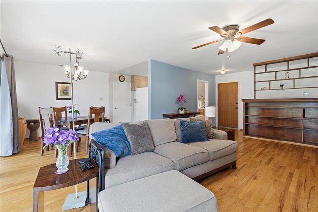 1437 W Elm St, Lodi, CA 95242