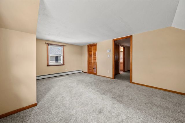 339 Passaconaway Dr, Dracut, MA 01826