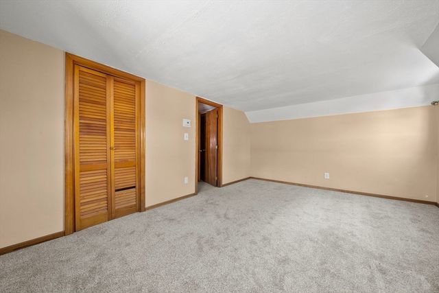 339 Passaconaway Dr, Dracut, MA 01826
