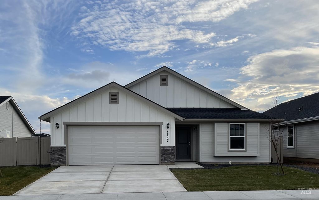 15697 N Labrador Ave., Nampa, ID 83651