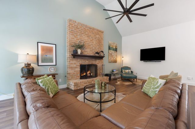 10226 Briar Forest Drive, Houston, TX 77042