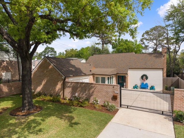 10226 Briar Forest Drive, Houston, TX 77042