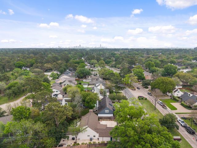 10226 Briar Forest Drive, Houston, TX 77042