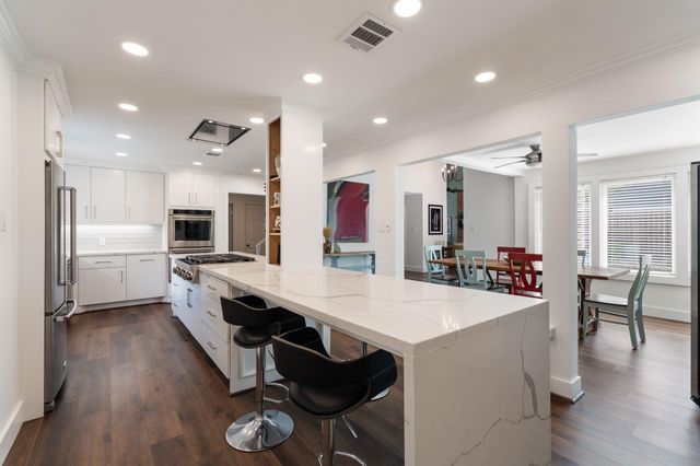 10226 Briar Forest Drive, Houston, TX 77042