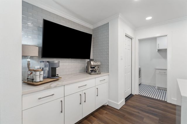 10226 Briar Forest Drive, Houston, TX 77042