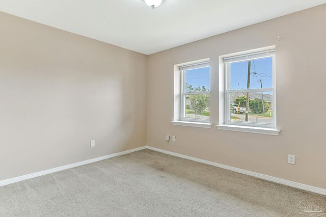 4610 Tradewinds Cir, Pensacola, FL 32514