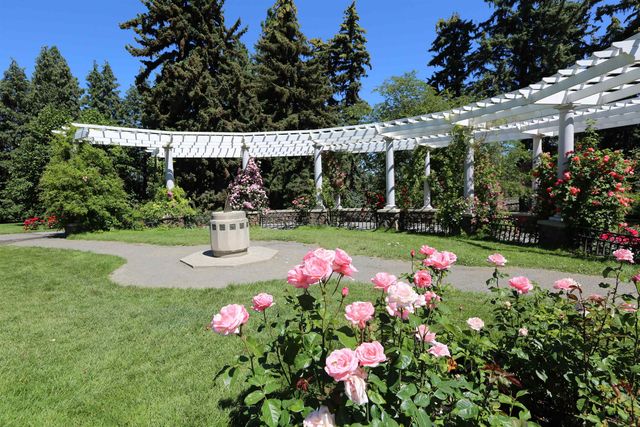 207 W 24th Ave, Spokane, WA 99203