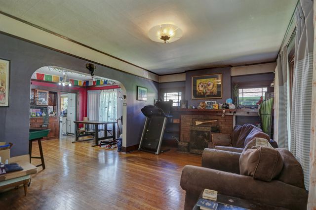 207 W 24th Ave, Spokane, WA 99203
