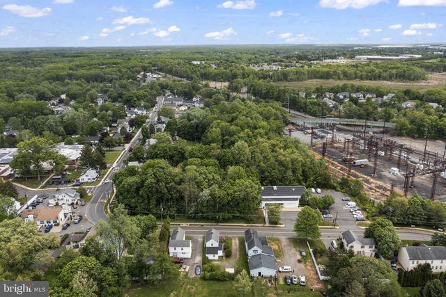 646 RIDGE RD, Monmouth Junction, NJ 08852