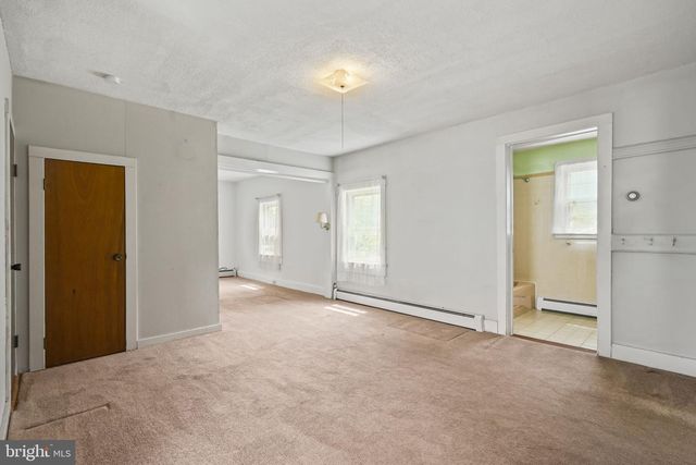646 RIDGE RD, Monmouth Junction, NJ 08852