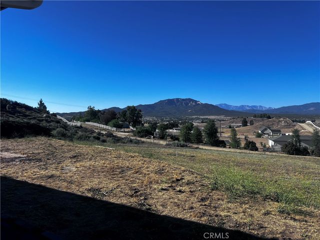 49215 Meadowview Way, Aguanga, CA 92536