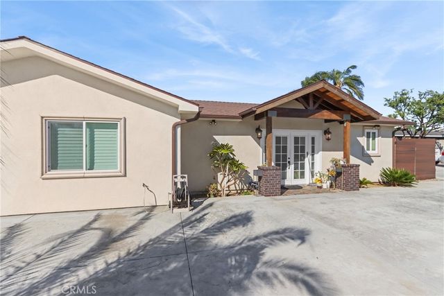 9614 Cypress, Fontana, CA 92335