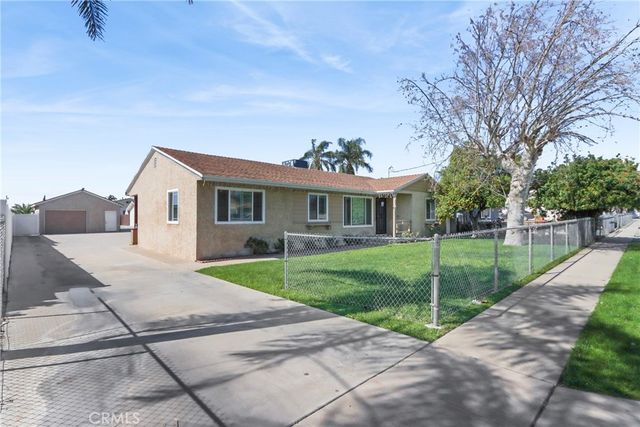 9614 Cypress, Fontana, CA 92335