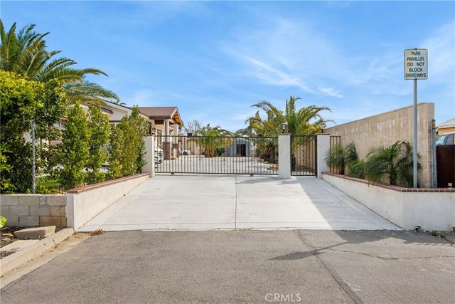 9614 Cypress, Fontana, CA 92335