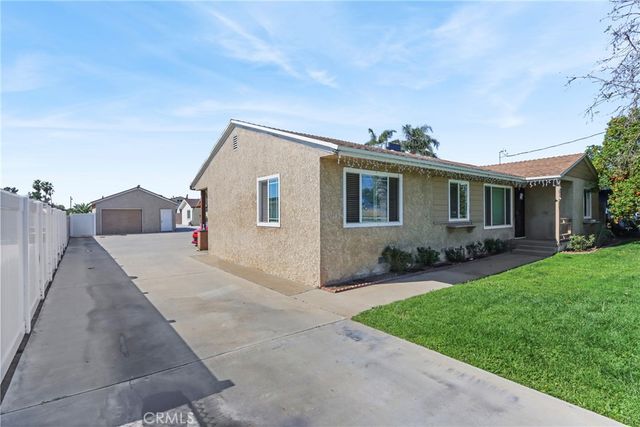 9614 Cypress, Fontana, CA 92335
