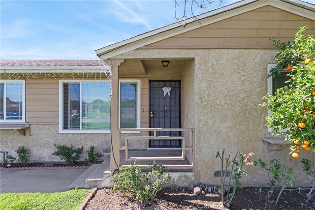 9614 Cypress, Fontana, CA 92335
