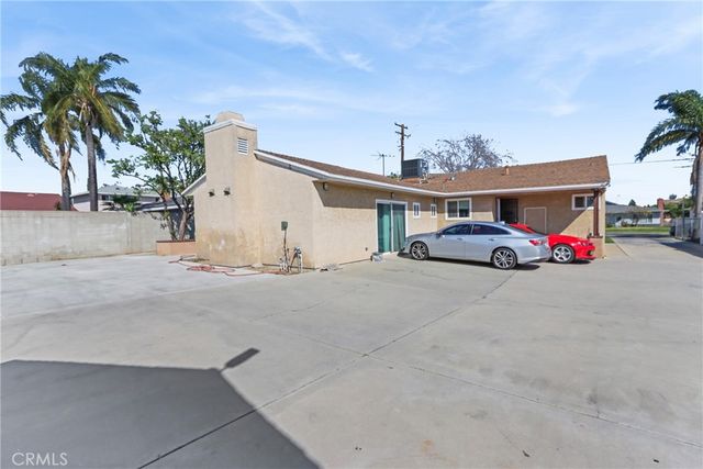 9614 Cypress, Fontana, CA 92335