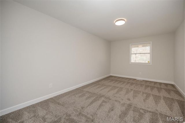 15693 Dresden Lake Court, Chesterfield, MO 63017