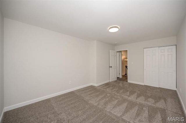 15693 Dresden Lake Court, Chesterfield, MO 63017