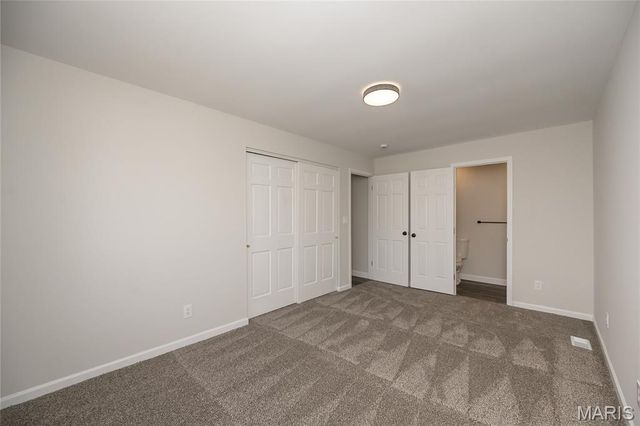 15693 Dresden Lake Court, Chesterfield, MO 63017