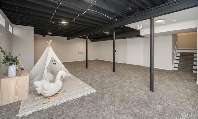 15693 Dresden Lake Court, Chesterfield, MO 63017