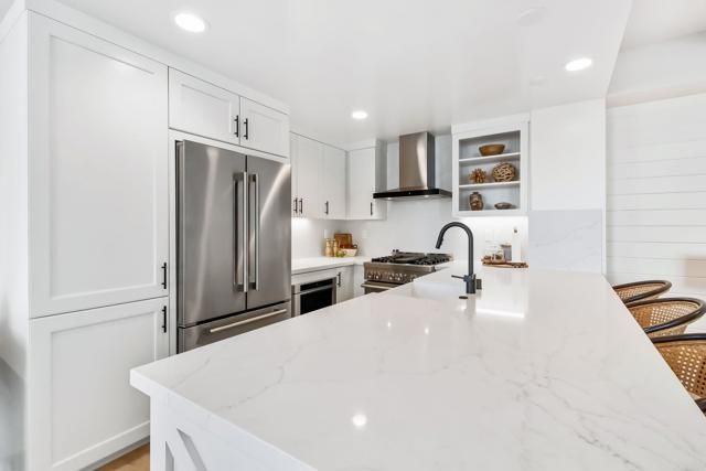 1400 Anacona Place 105, Encinitas, CA 92024