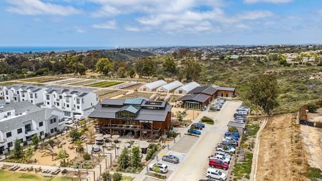 1400 Anacona Place 105, Encinitas, CA 92024