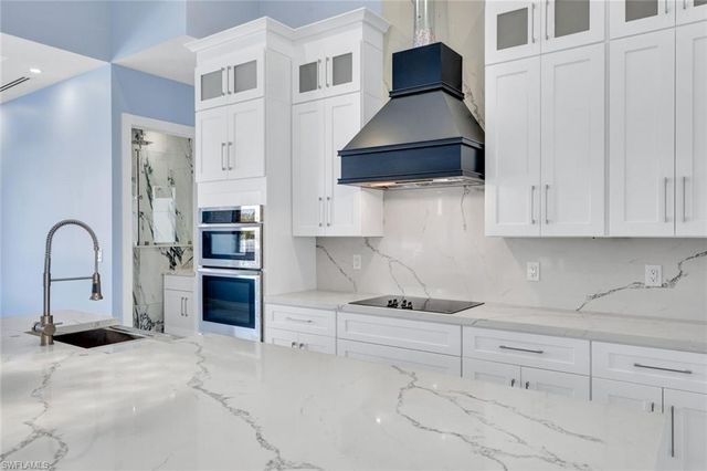 2917 NW 27th ST, Cape Coral, FL 33993