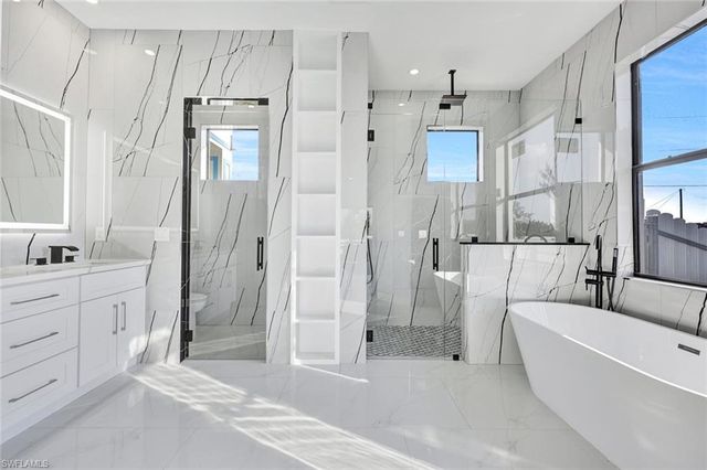 2917 NW 27th ST, Cape Coral, FL 33993