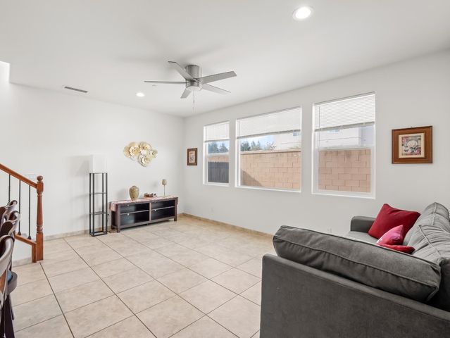 2566 Mustang Drive, Clovis, CA 93612